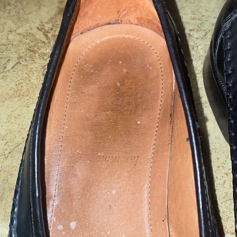 Allen Edmonds Rosario Black Leather Loafer shoes  w/ Tassles sz 10.5 B